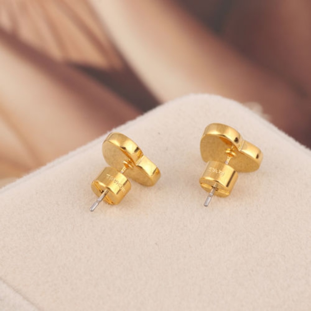 NWT Michael Kors Gold Pave' Heart Earrings - Picture 7 of 8